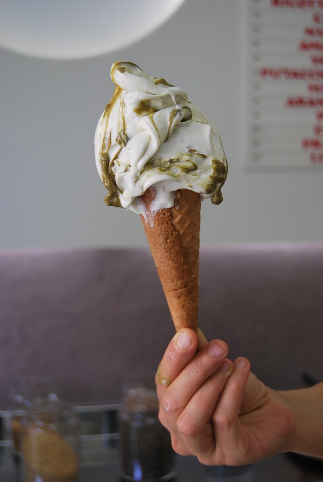 Cono di gelato al pistacchio artigianale Cremery